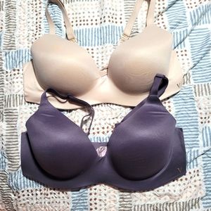 Two Victorias Secret Bare Infinity Flex Full Coverage 36C Still Great Condition